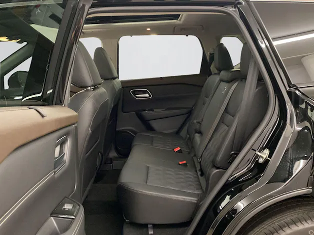 Nissan X-Trail 1.5 VC-T Tekna+ e-4orce 7P