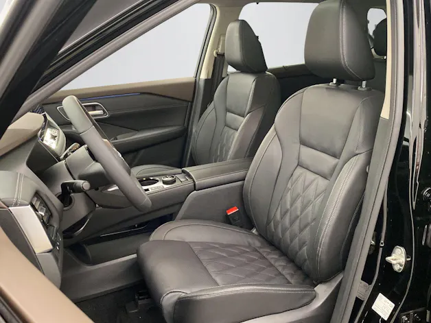 Nissan X-Trail 1.5 VC-T Tekna+ e-4orce 7P
