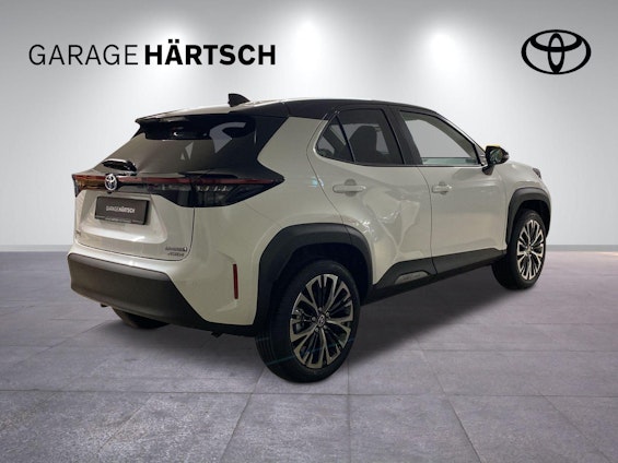 Vehicle image 15 Vehicle image 15