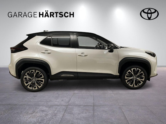 Vehicle image 13 Vehicle image 13