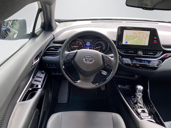 Vehicle image 6 Vehicle image 6