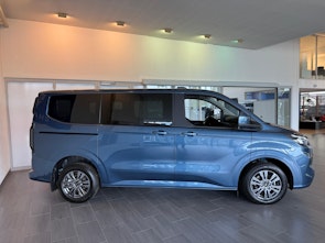 Vehicle image FORD Tourneo C Bus 320 L1 2.0 EcoBlue 150 Titanium