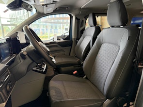 Vehicle image FORD Tourneo C Bus 320 L1 2.0 EcoBlue 150 Titanium