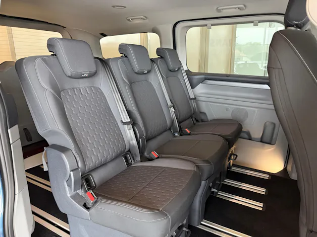 Ford Tourneo C Bus 320 L1 2.0 EcoBlue 150 Titanium
