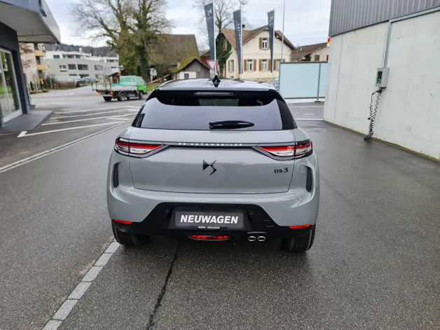 DS Automobiles 3 1.2 PureTech 130 Performance Line+