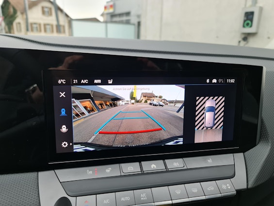 Vehicle image 22 Vehicle image 22