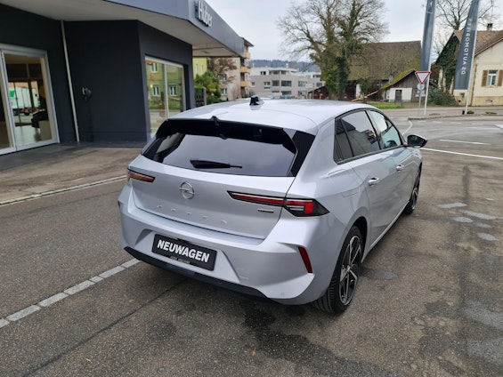 Vehicle image 26 Vehicle image 26