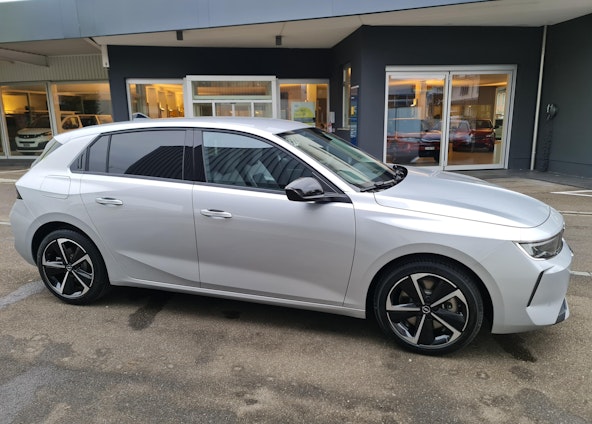 Vehicle image 24 Vehicle image 24