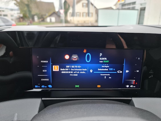 Vehicle image 18 Vehicle image 18