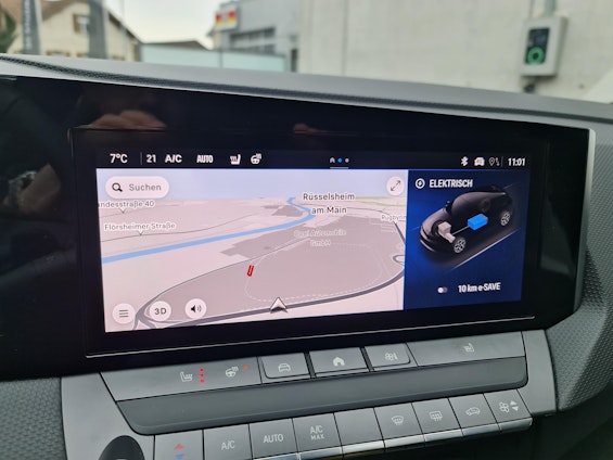 Vehicle image 19 Vehicle image 19