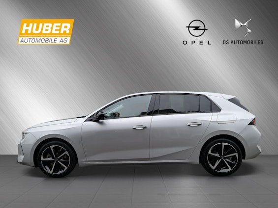 Vehicle image 4 Vehicle image 4