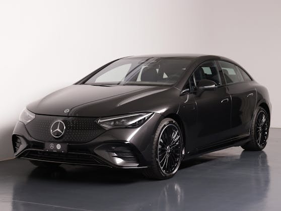 Mercedes : toujours leader du marché des voitures de luxe