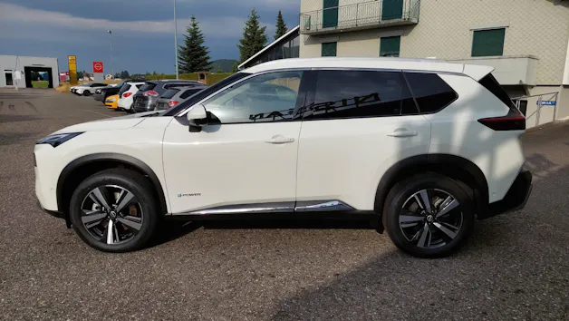 Nissan X-Trail 1.5 VC-T Tekna+ e-4orce