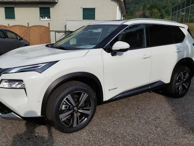 Nissan X-Trail 1.5 VC-T Tekna+ e-4orce