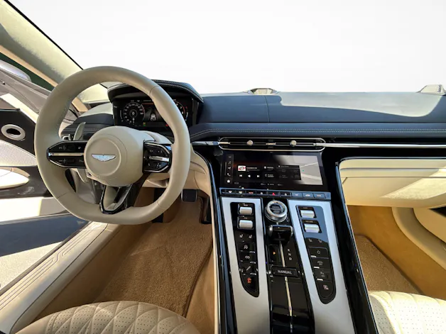 Aston Martin DB12 Coupé 4.0 V8 Bi-Turbo