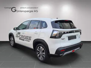 Suzuki S-Cross 1.5 Compact Top Hybrid 4x4