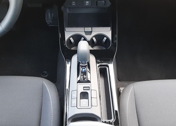 Vehicle image 6 Vehicle image 6