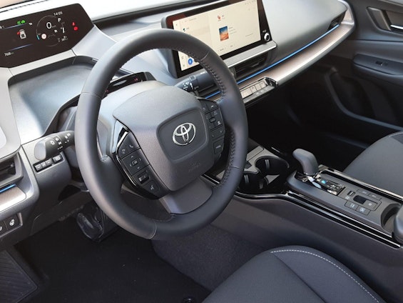 Vehicle image 3 Vehicle image 3