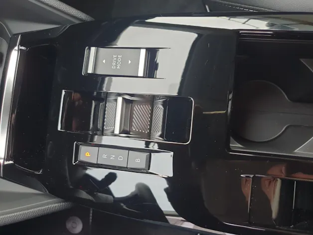 Citroën e-C4 X Shine Pack