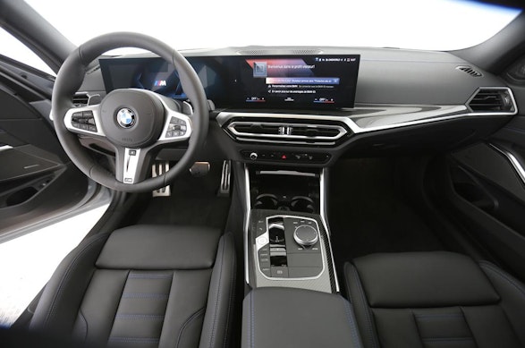BMW M340i xDrive Touring 3