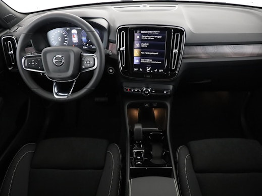 VOLVO XC40 1.5 T5 PiH Ultimate Bright 3
