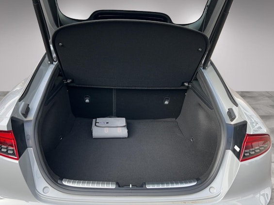 Vehicle image 7 Vehicle image 7