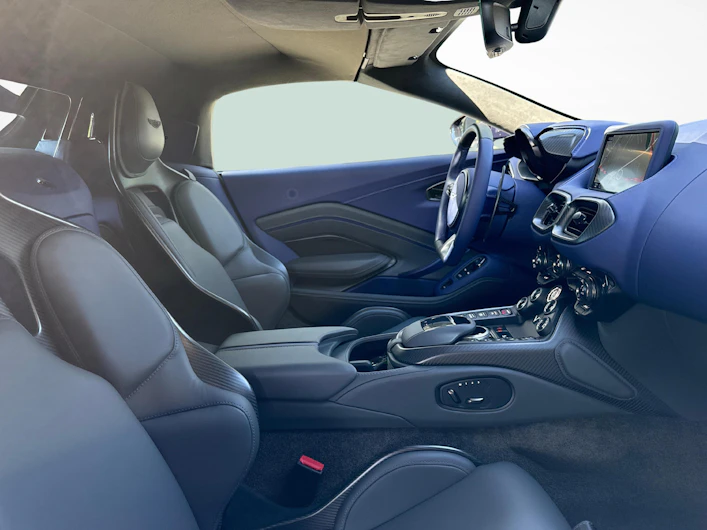 immagine del veicolo ASTON MARTIN V12 Vantage