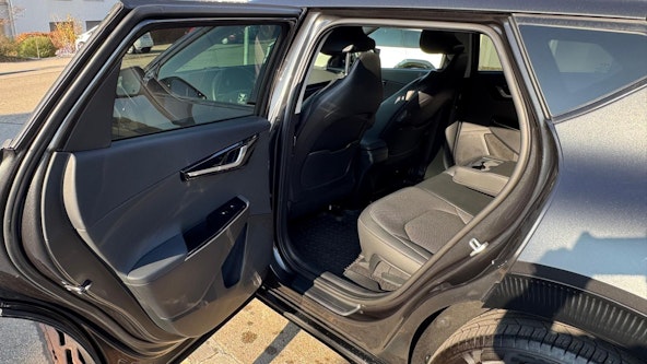 Vehicle image 11 Vehicle image 11