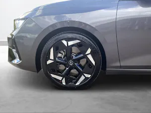 Opel Astra 1.6 T PHEV 225 GSe