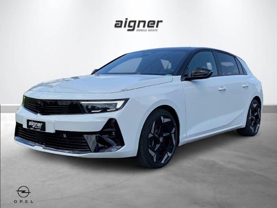 First vehicle image First vehicle image