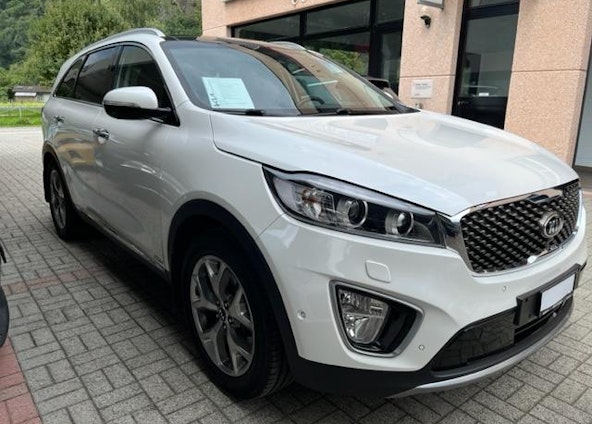 Vehicle image 4 Vehicle image 4