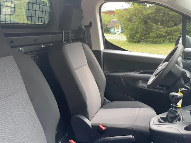 Opel Combo Cargo 2.0 t 1.2 Essentia S/S