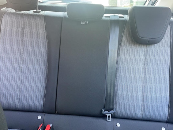 Vehicle image 9 Vehicle image 9