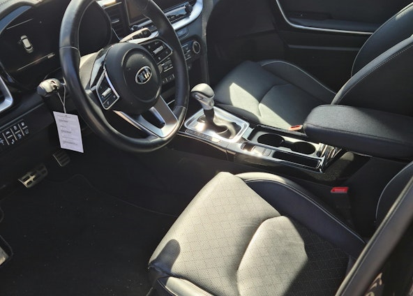 Vehicle image 5 Vehicle image 5