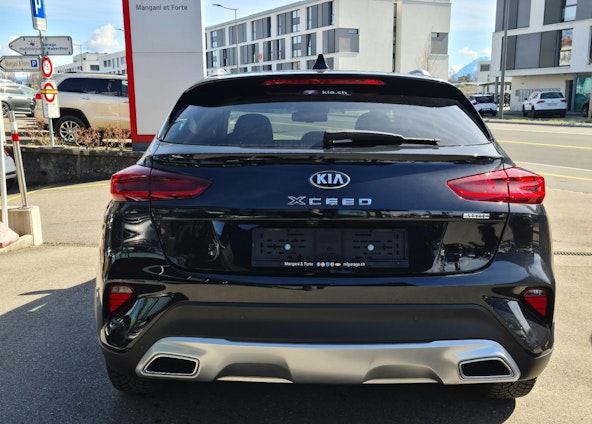 Vehicle image 4 Vehicle image 4