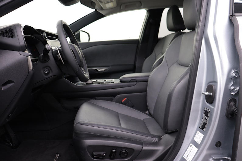 Vehicle image LEXUS RZ