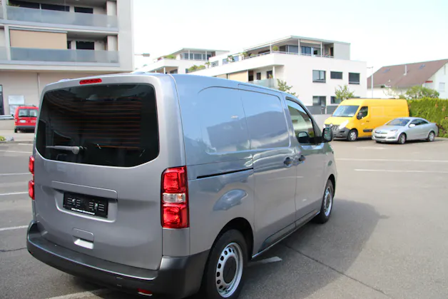 Opel Vivaro Cargo 2.7 t S 1.5 CDTI 102 Essentia S/S