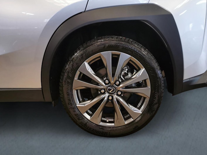 Vehicle image LEXUS UX