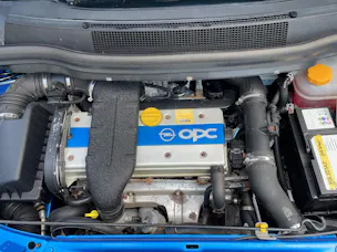 Opel Zafira 2.0 T OPC