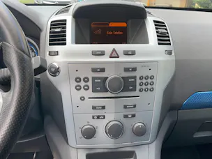 Opel Zafira 2.0 T OPC