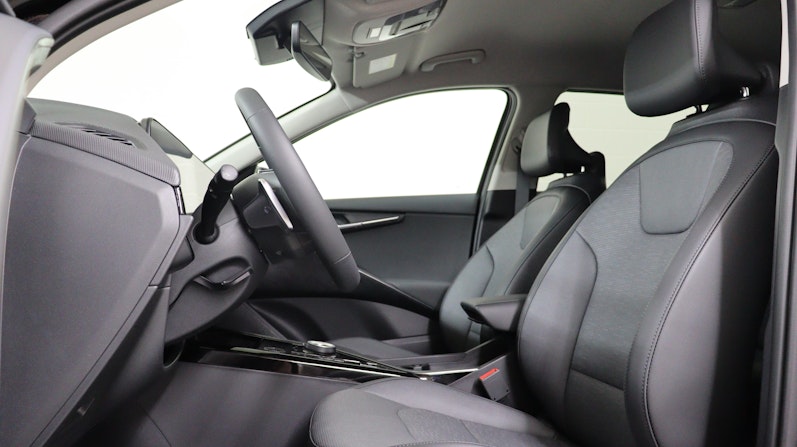 Vehicle image KIA NIRO