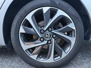 Toyota Auris Touring Sports 1.2 T Style