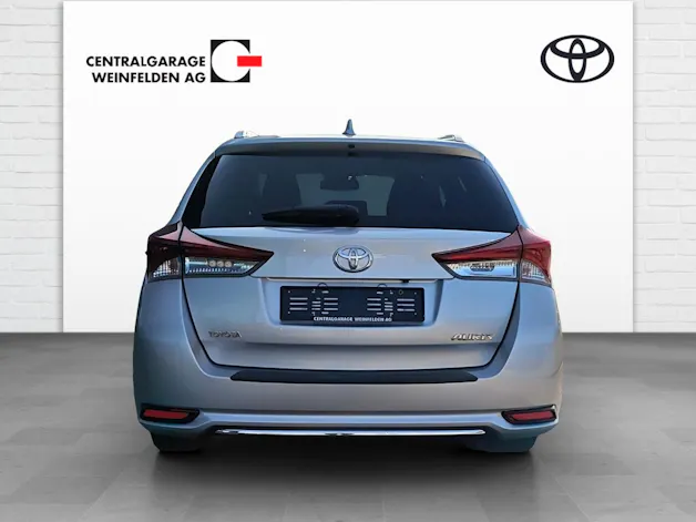 Toyota Auris Touring Sports 1.2 T Style