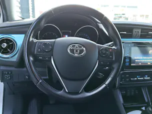 Toyota Auris Touring Sports 1.2 T Style