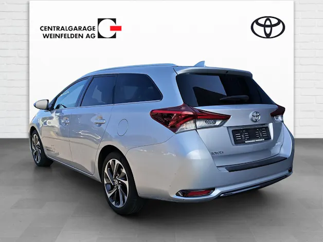 Toyota Auris Touring Sports 1.2 T Style