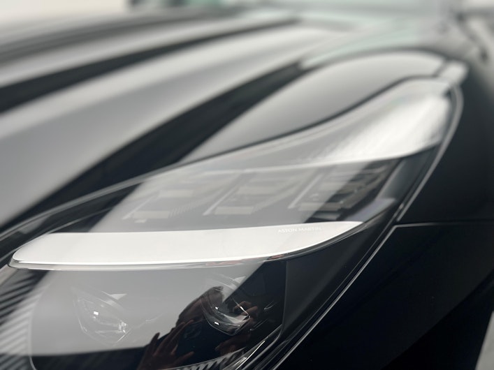 Fahrzeugbild ASTON MARTIN DB12