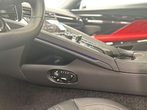 Vehicle image ASTON MARTIN DB12 Coupé 4.0 V8 Bi-Turbo