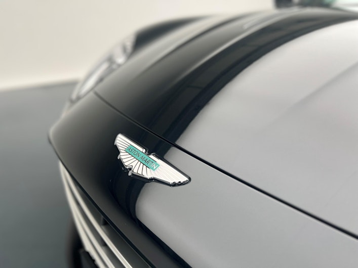 Fahrzeugbild ASTON MARTIN DB12