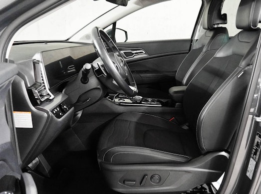 KIA Sportage 1.6 T-GDi PHEV Power Edition 2