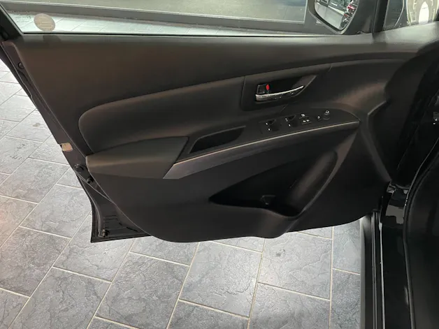 Suzuki S-Cross 1.5 Compact Top Hybrid 4x4